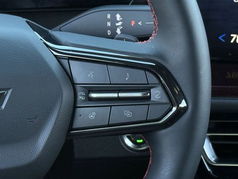 New 2026 Chevrolet Traverse RS image 13