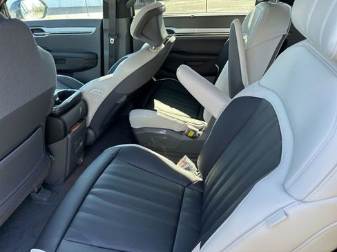 New 2026 Kia EV9 GT-Line AWD/4WD image 19