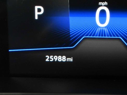 Certified 2023 Volkswagen Taos SE w/ Panoramic Sunroof Package FWD image 21