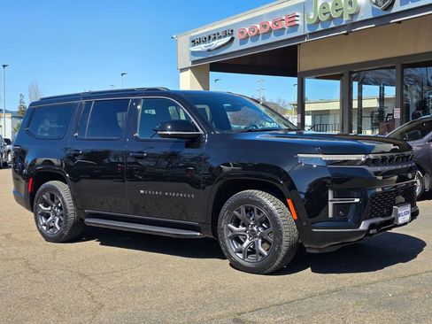New 2026 Jeep Grand Wagoneer 4WD image 37