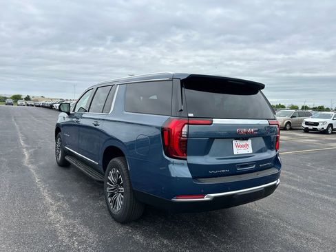 New 2026 GMC Yukon XL Elevation w/ Elevation Premium Package AWD/4WD image 7