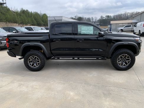 New 2026 Chevrolet Colorado ZR2 w/ Technology Package AWD/4WD image 2