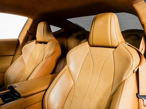 Used 2018 Lexus LC 500 Coupe image 3