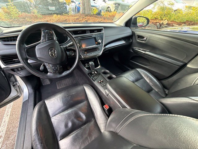 Used 2017 Toyota Avalon XLE w/ Carpet Mat Package FWD image 6