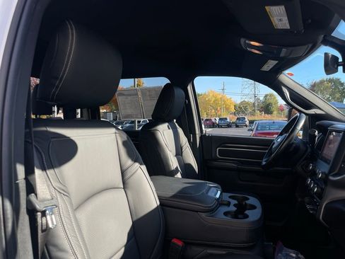 Used 2024 RAM 2500 Big Horn image 29