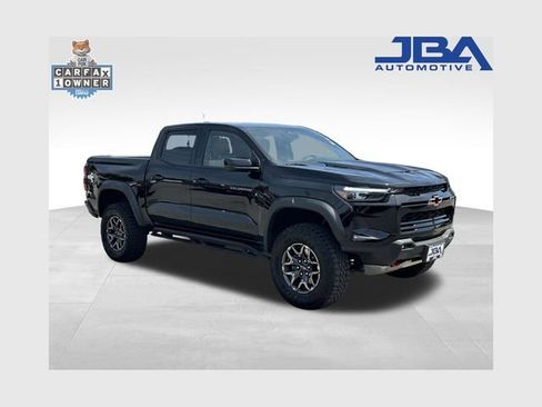 Certified 2025 Chevrolet Colorado ZR2 w/ Technology Package AWD/4WD image 1