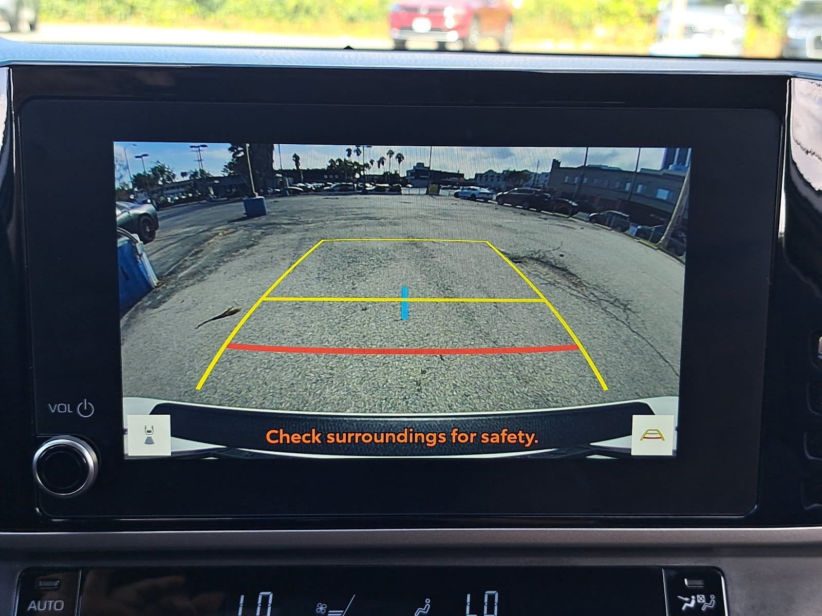 Used 2025 Toyota Camry SE w/ Convenience Package FWD image 24