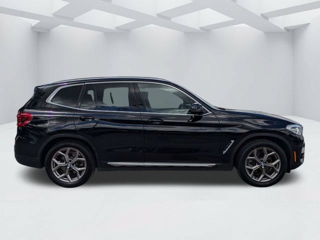 Used 2021 BMW X3 xDrive30i w/ Convenience Package AWD/4WD image 3
