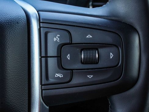 Used 2025 GMC Sierra 1500 Elevation image 27