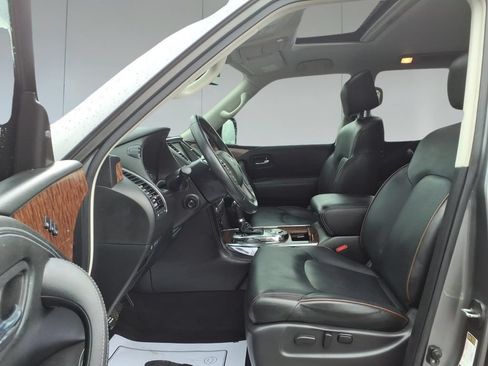 Used 2019 Nissan Armada Platinum w/ Captain's Chairs Package RWD image 16
