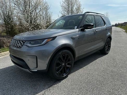 New 2026 Land Rover Discovery S AWD/4WD image 1