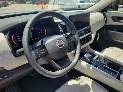 New 2026 Nissan Pathfinder SL FWD image 22