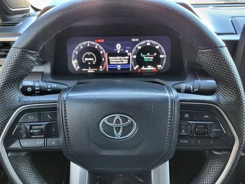 Used 2024 Toyota Tacoma TRD Off-Road w/ TRD Off Road Upgrade Package image 19