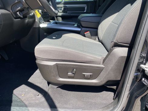 Used 2024 RAM 1500 Classic Warlock RWD image 22