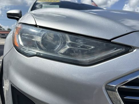 Used 2019 Ford Fusion SE FWD image 49
