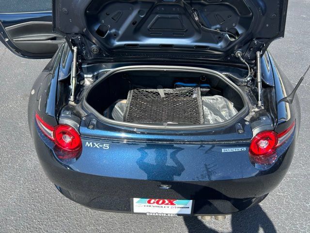New 2026 MAZDA MX-5 Miata RF Grand Touring RWD image 9