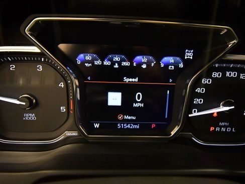 Used 2023 GMC Sierra 3500 Denali w/ Denali Ultimate Package image 23