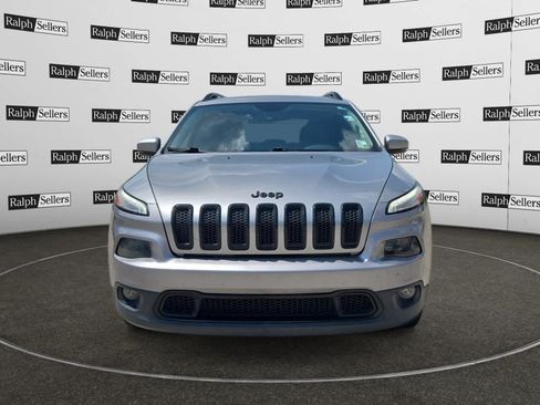 Used 2017 Jeep Cherokee High Altitude FWD image 8