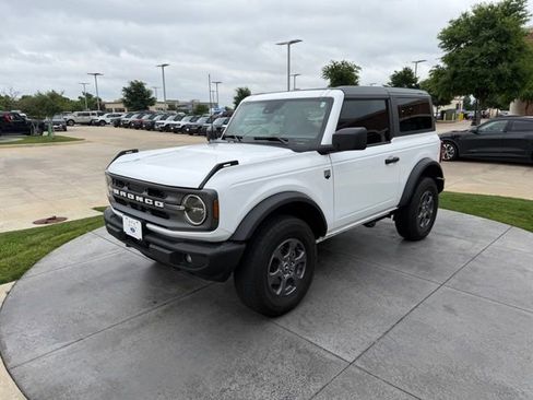 Used 2024 Ford Bronco Big Bend AWD/4WD image 3