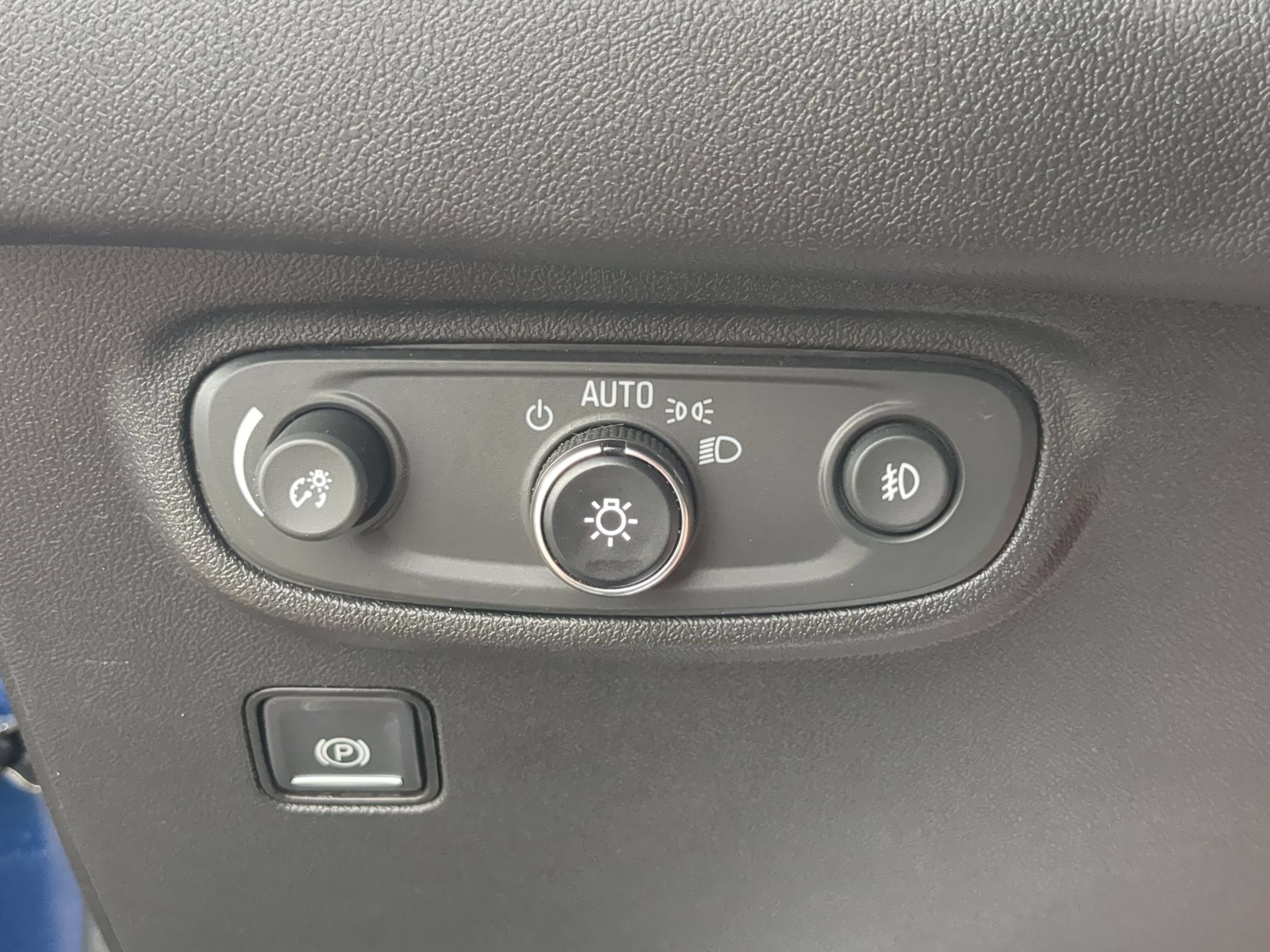Certified 2022 GMC Terrain SLT FWD image 15