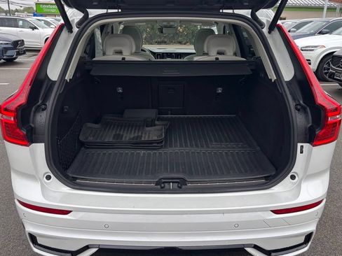 Used 2024 Volvo XC60 T8 Plus w/ Climate Package AWD/4WD image 25