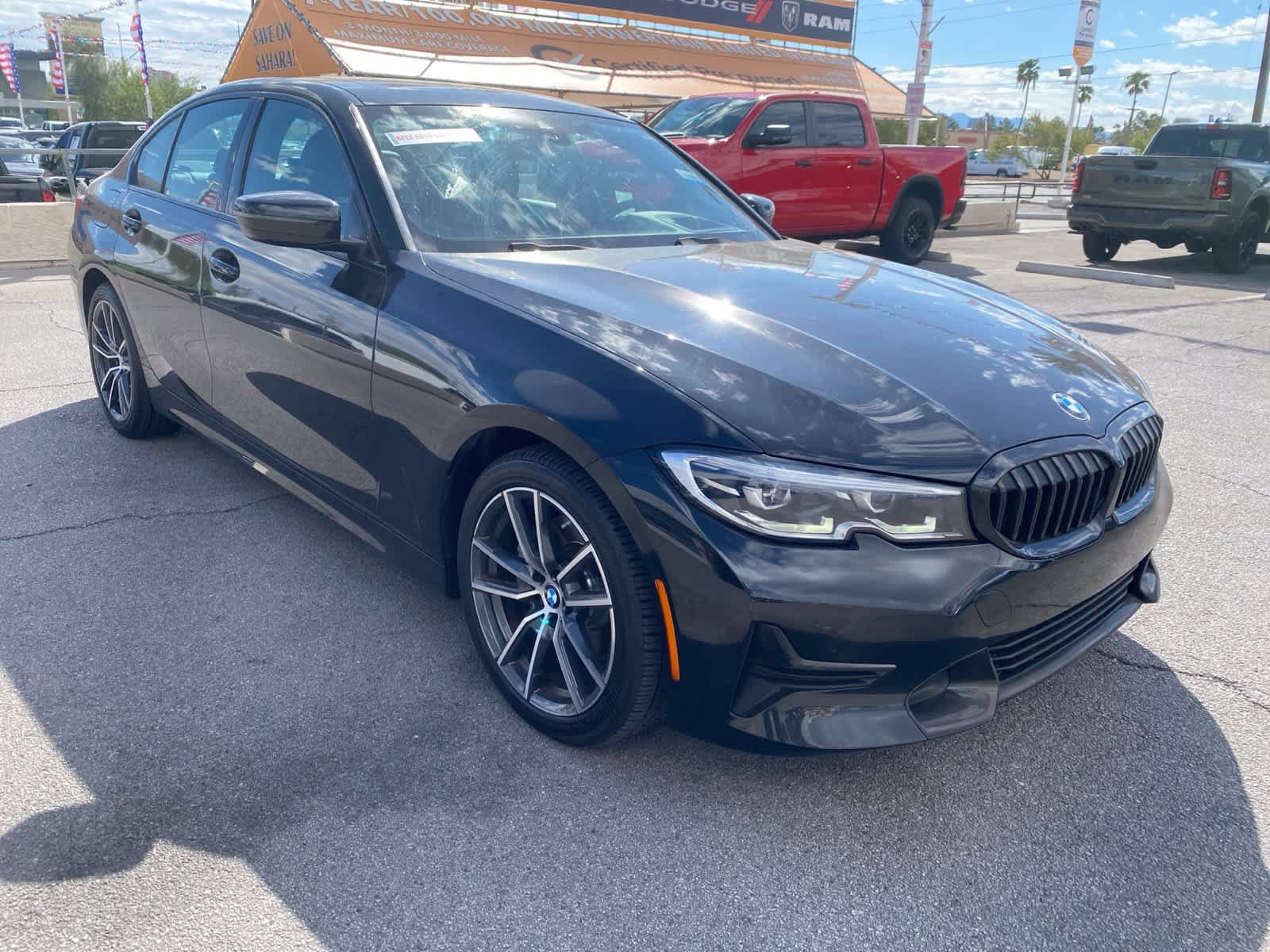 Used 2020 BMW 330i Sedan w/ Premium Package RWD image 3