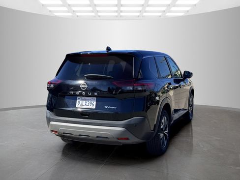 Used 2023 Nissan Rogue SV AWD/4WD image 5