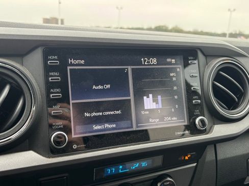 Used 2023 Toyota Tacoma TRD Off-Road image 11