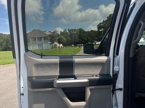 Used 2018 Ford F150 XLT RWD image 12