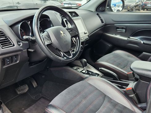 Used 2024 Mitsubishi Outlander Sport ES AWD/4WD image 8