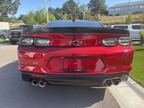 Used 2023 Chevrolet Camaro SS RWD image 6