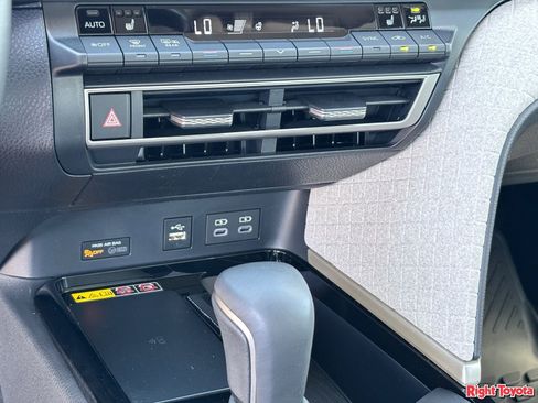 Certified 2026 Toyota Camry XLE FWD image 29