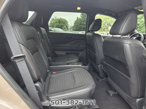 Used 2023 Nissan Pathfinder Rock Creek AWD/4WD image 18