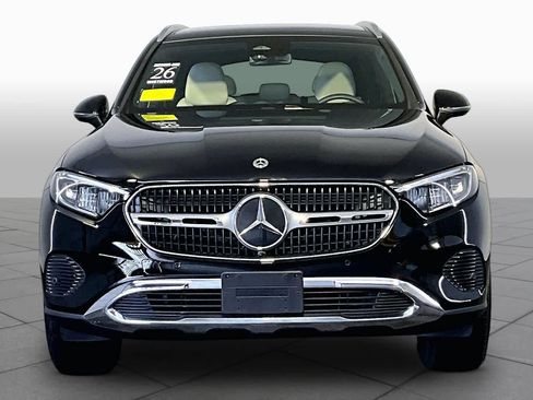 Used 2026 Mercedes-Benz GLC 300 4MATIC image 4