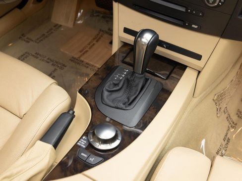 Used 2004 BMW 545i Sedan image 38