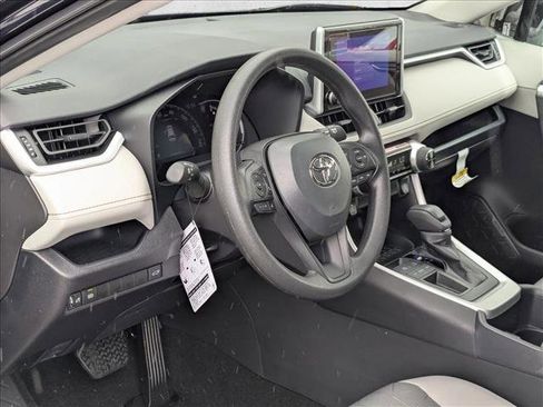 New 2025 Toyota RAV4 XLE image 3