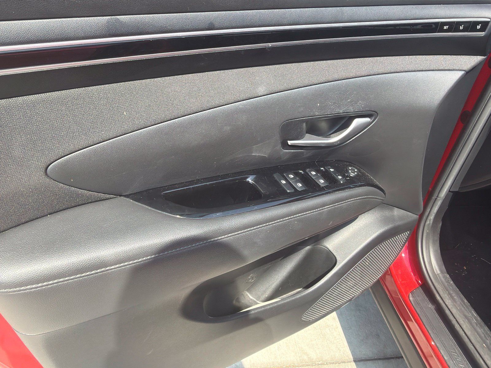 Used 2023 Hyundai Tucson Limited AWD/4WD image 17