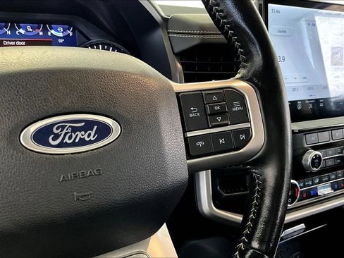 Used 2024 Ford Expedition Max XLT AWD/4WD image 14