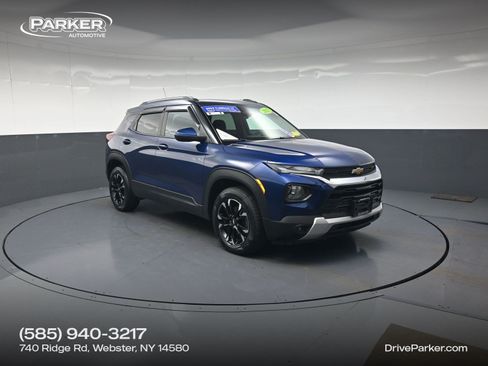 Used 2023 Chevrolet TrailBlazer LT AWD/4WD image 1