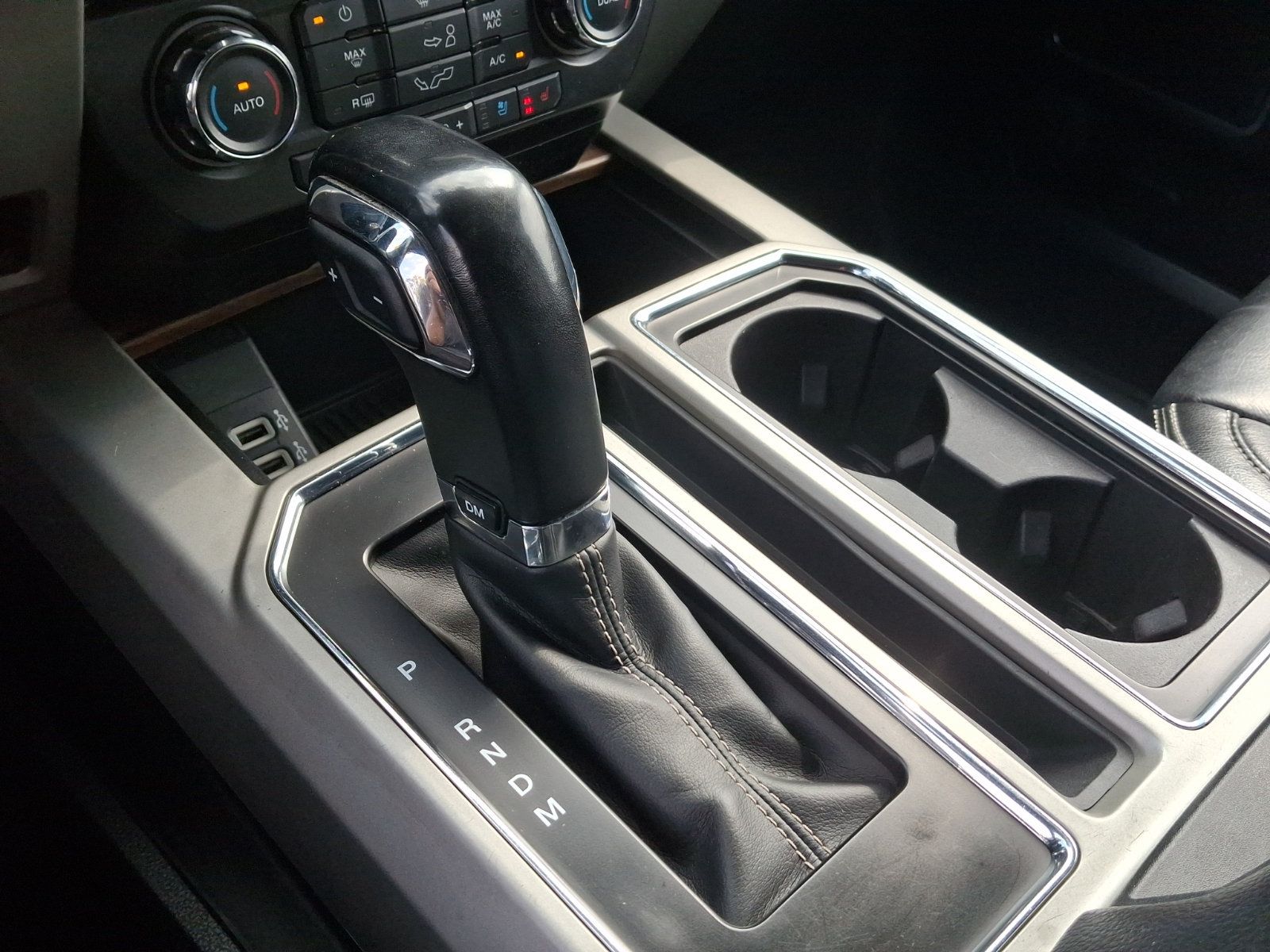 Used 2019 Ford F150 Lariat AWD/4WD image 14