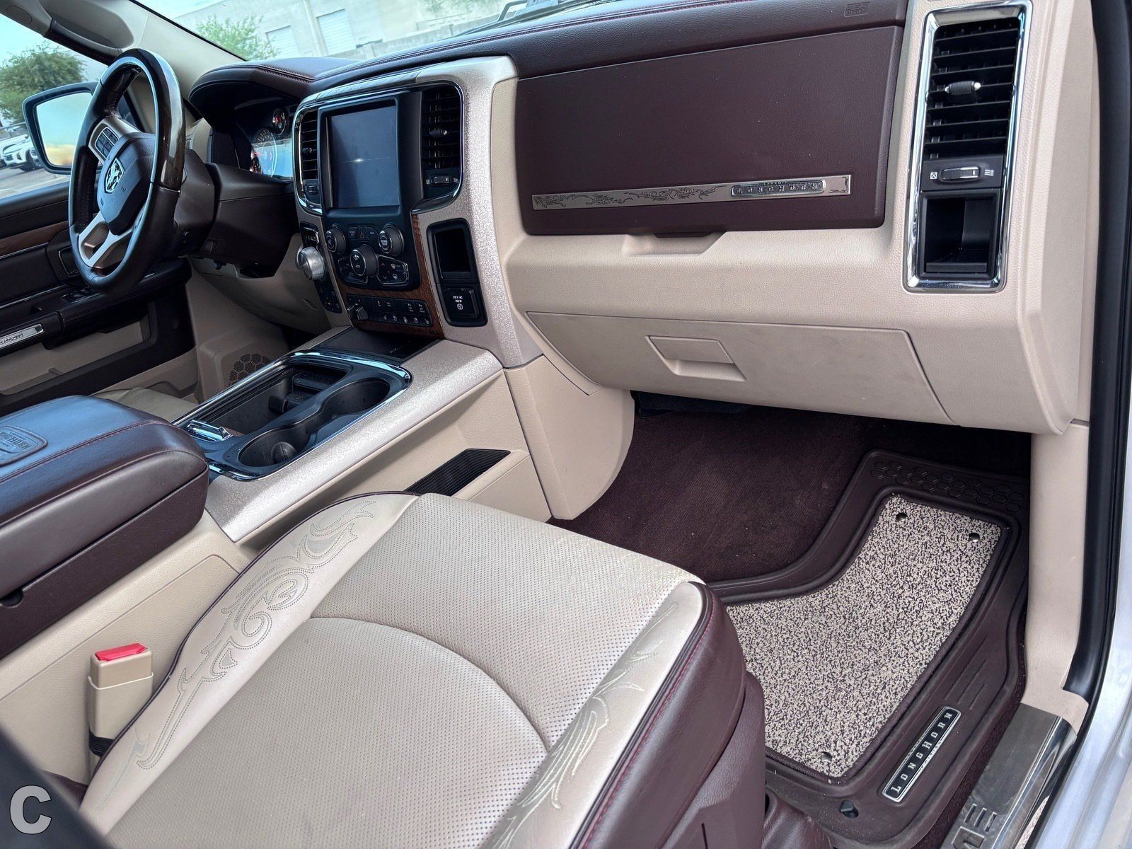 Used 2018 RAM 1500 Laramie Longhorn w/ Longhorn Southfork Package AWD/4WD image 7
