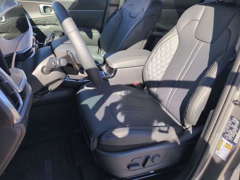 New 2026 Kia Sorento SX Prestige AWD/4WD image 19