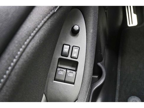 Used 2025 Nissan Z Sport w/ Floor Mat Package image 13