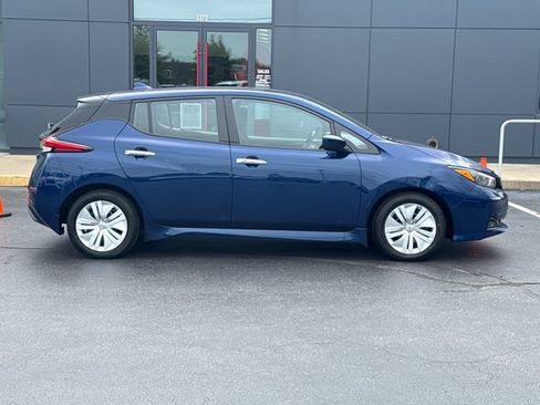 Certified 2025 Nissan Leaf S FWD image 2