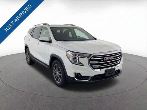 Used 2023 GMC Terrain SLT w/ Infotainment Package II image 8
