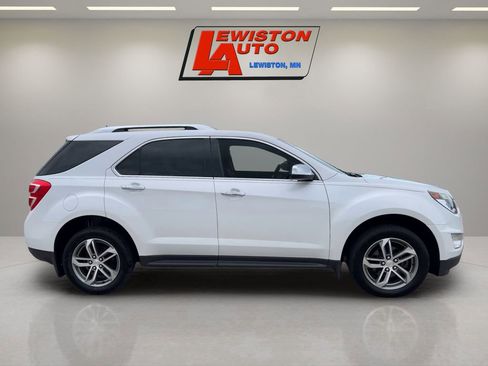 Used 2017 Chevrolet Equinox Premier w/ Enhanced Convenience Package AWD/4WD image 6