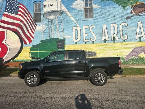 Used 2019 GMC Canyon All Terrain w/ Trailering Package AWD/4WD image 3