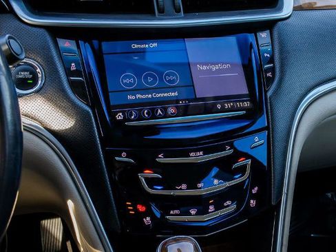 Used 2018 Cadillac XTS Luxury image 19