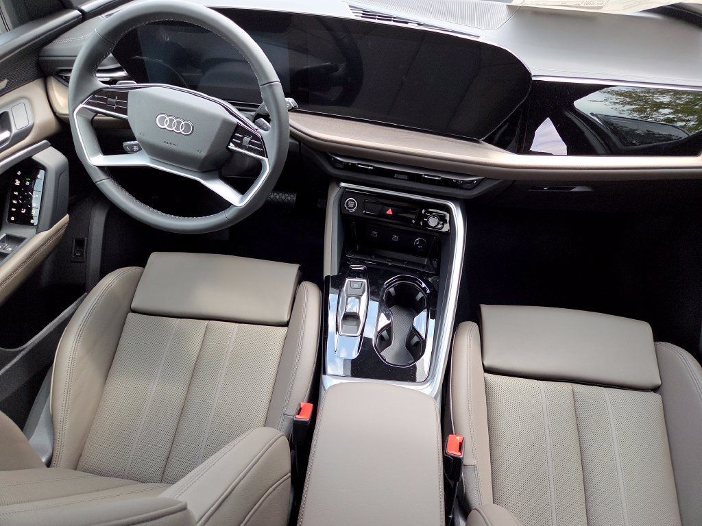 New 2026 Audi Q5 Premium Plus AWD/4WD image 33