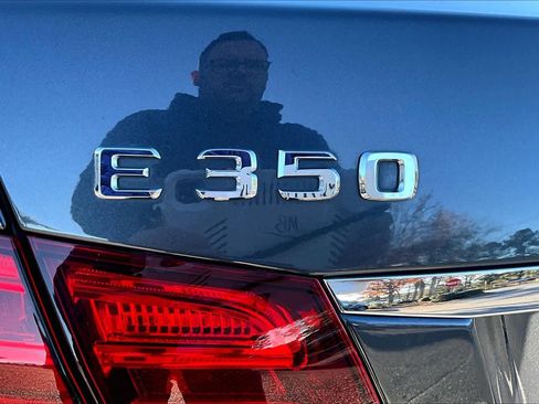 Used 2014 Mercedes-Benz E 350 Sedan image 9